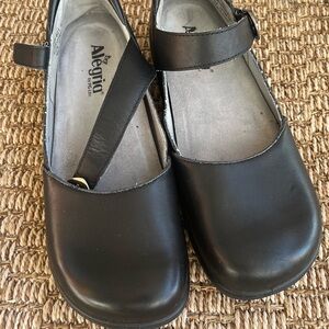 Alegria Classic Black Kyra Style Comfort Shoe